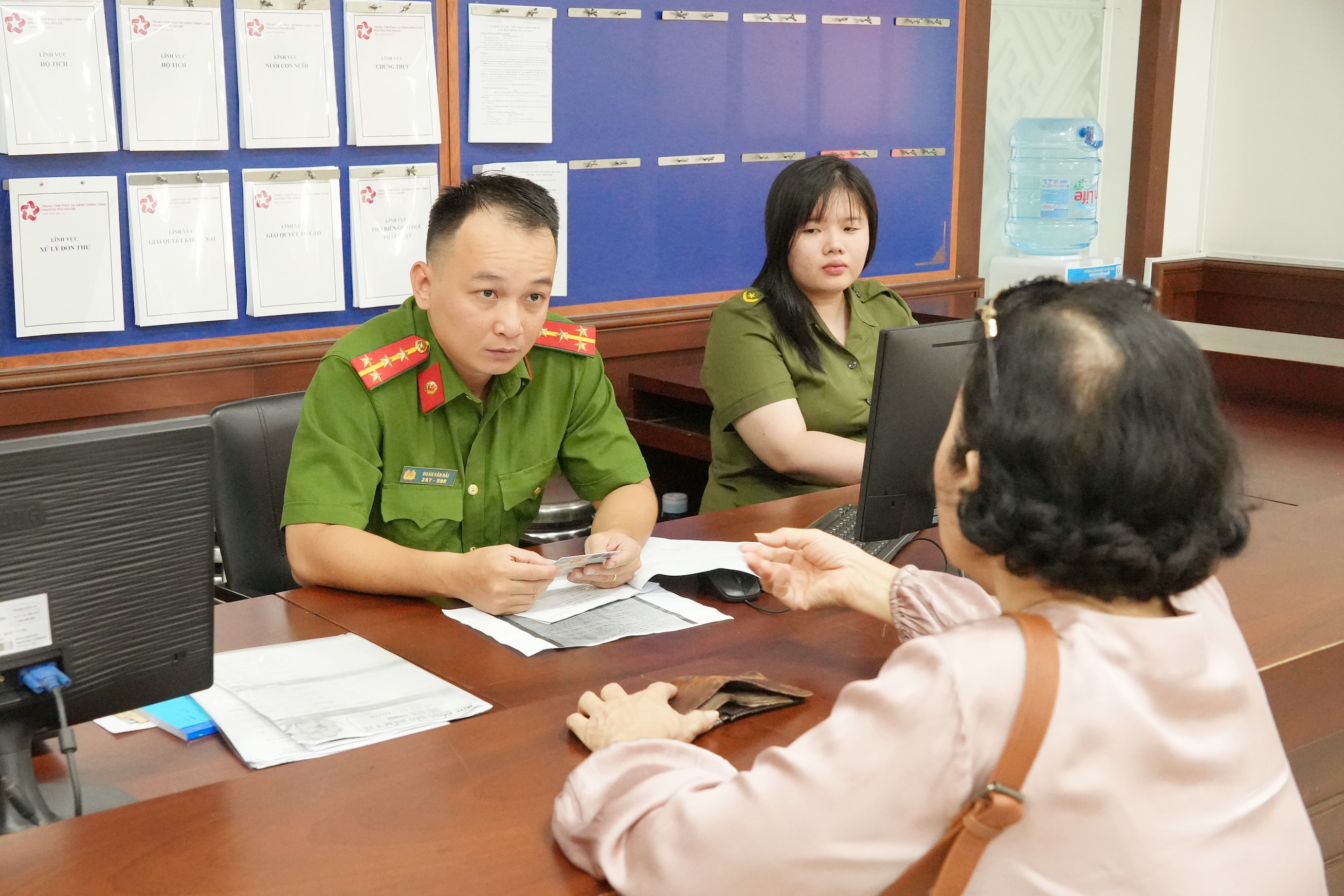 TP. Hồ Chí Minh Xây dựng hệ sinh thái công dân số “nhân văn – hiện đại – an toàn” - 3