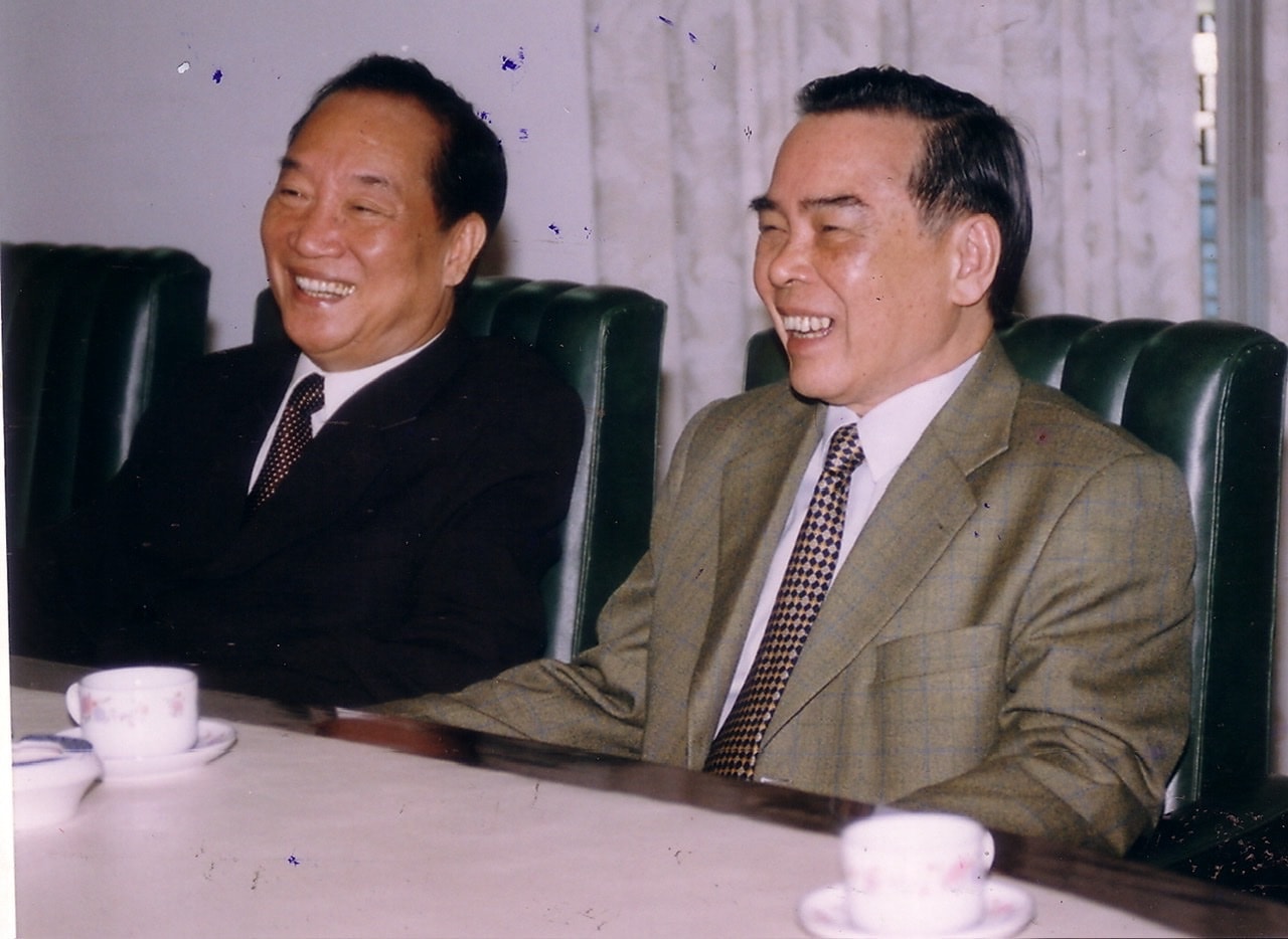 11b55f8abff23eac67e3.jpg