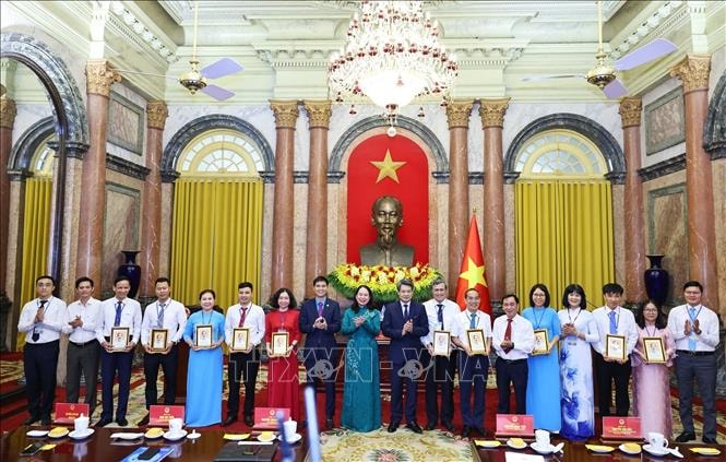 cdnmedia.baotintuc.vn-upload-rgkvwnpj74z1ecpzq6lta-files-2026-04-tuan9-_gap3-27426.jpg