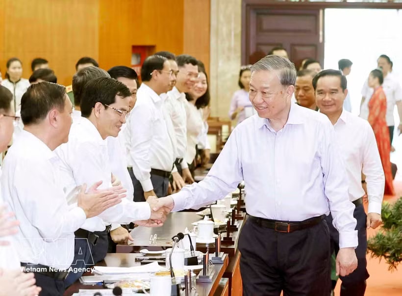 Party General Secretary and State President To Lam at the working session with the Standing Board of the Ho Chi Minh City Party Committee. (Photo: VNA)