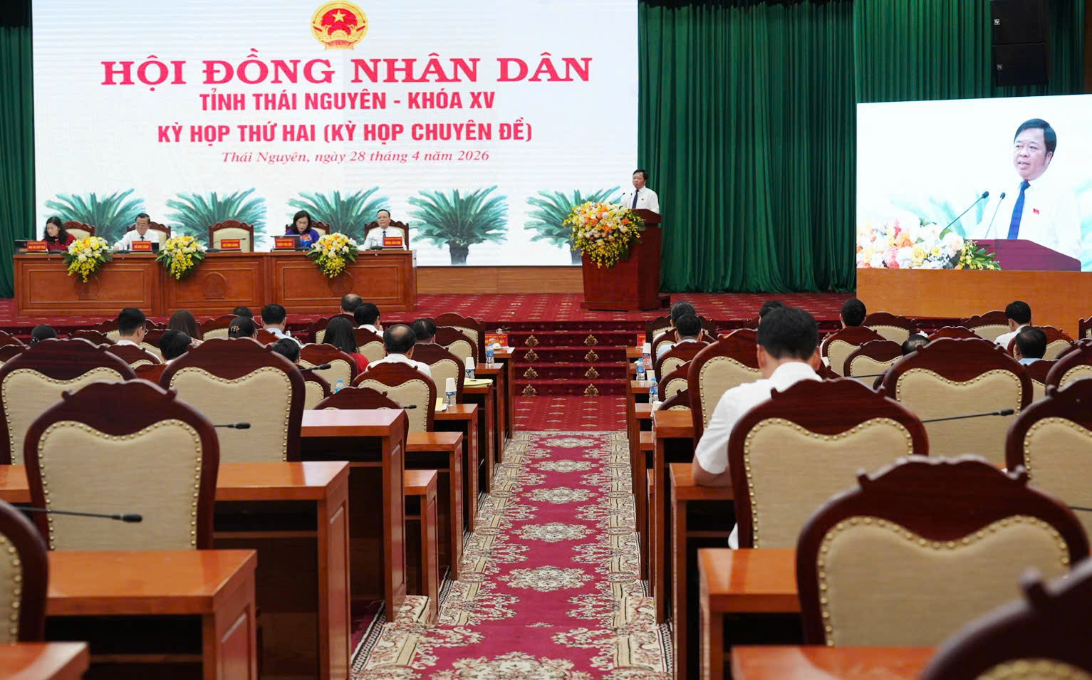 Quang cảnh kỳ họp