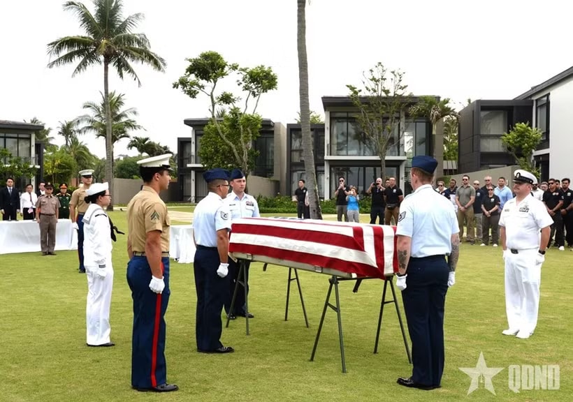 The 172nd repatriation ceremony of US serviceman’s remains held in Da Nang. (Photo: qdnd.vn)