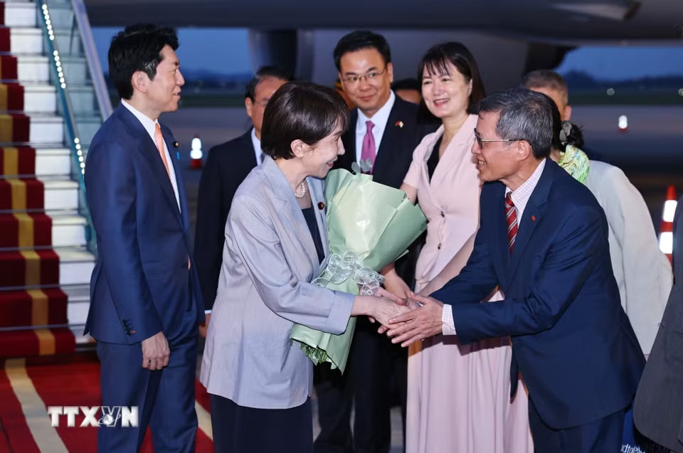c7843baf0aa24dfd57111e811a4b44265e78-_ttxvn-thu-tuong-nhat-ban-takaichi-sanae-tham-chinh-thuc-viet-nam-8736355-2.jpg.avif.jpg