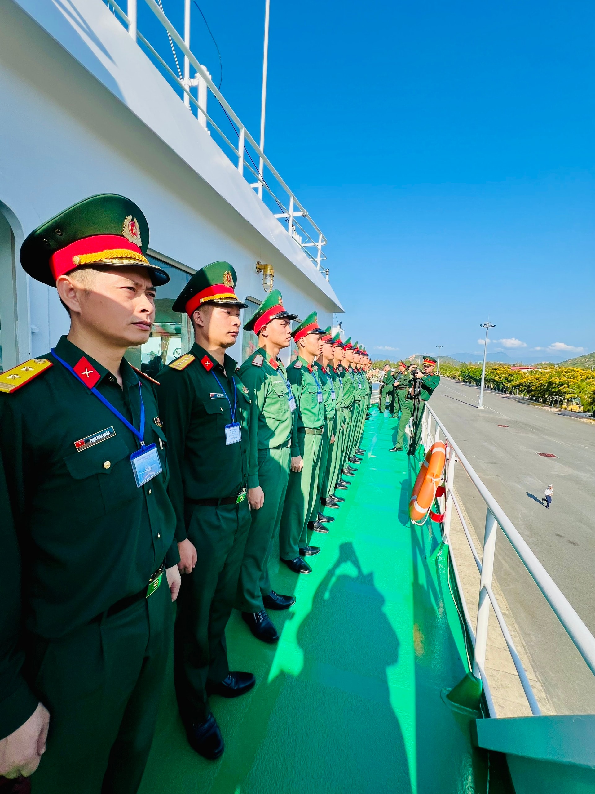 Đoàn Nghi lễ Quân nhạc thuộc Bộ Tổng Tham mưu trong chuyên hành trình