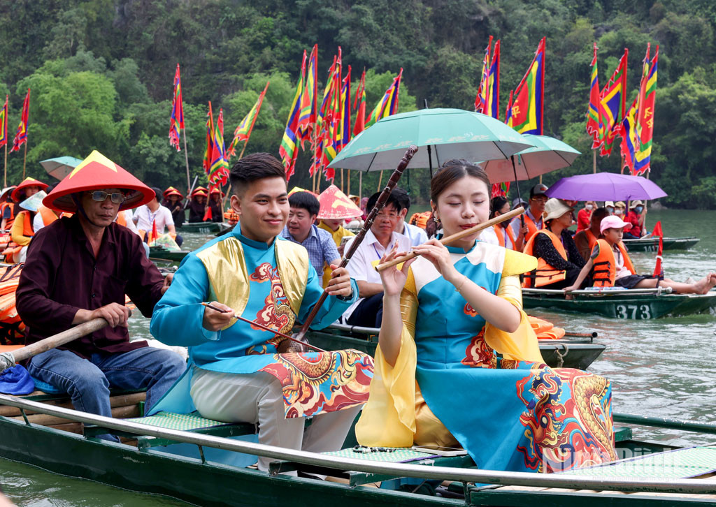 cdncongthuong.quangtrung.vn-static_files-lehuy-images-2026-05-03-_le-hoi-trang-an-nam-2026-73d0.jpg
