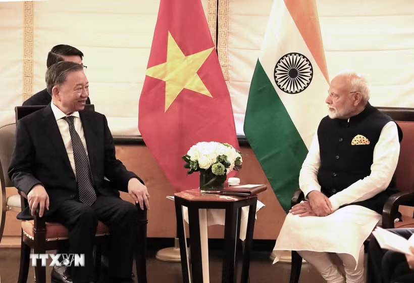 Tổng Bí thư, Chủ tịch nước Tô Lâm gặp Thủ tướng Ấn Độ Narendra Modi trong khuôn khổ chuyến tham dự Đại hội đồng Liên hợp quốc Khóa 79 và làm việc tại Hoa Kỳ, chiều 23/9/2024 (giờ địa phương), tại New York. (Ảnh: Thanh Tuấn/TTXVN)