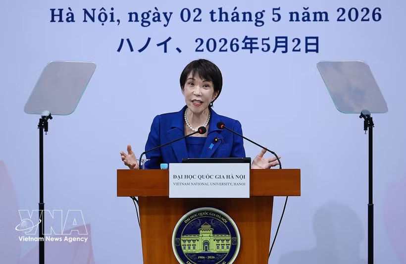 Japanese Prime Minister Takaichi Sanae delivers a keynote policy speech at Vietnam National University, Hanoi. (Photo: VNA)