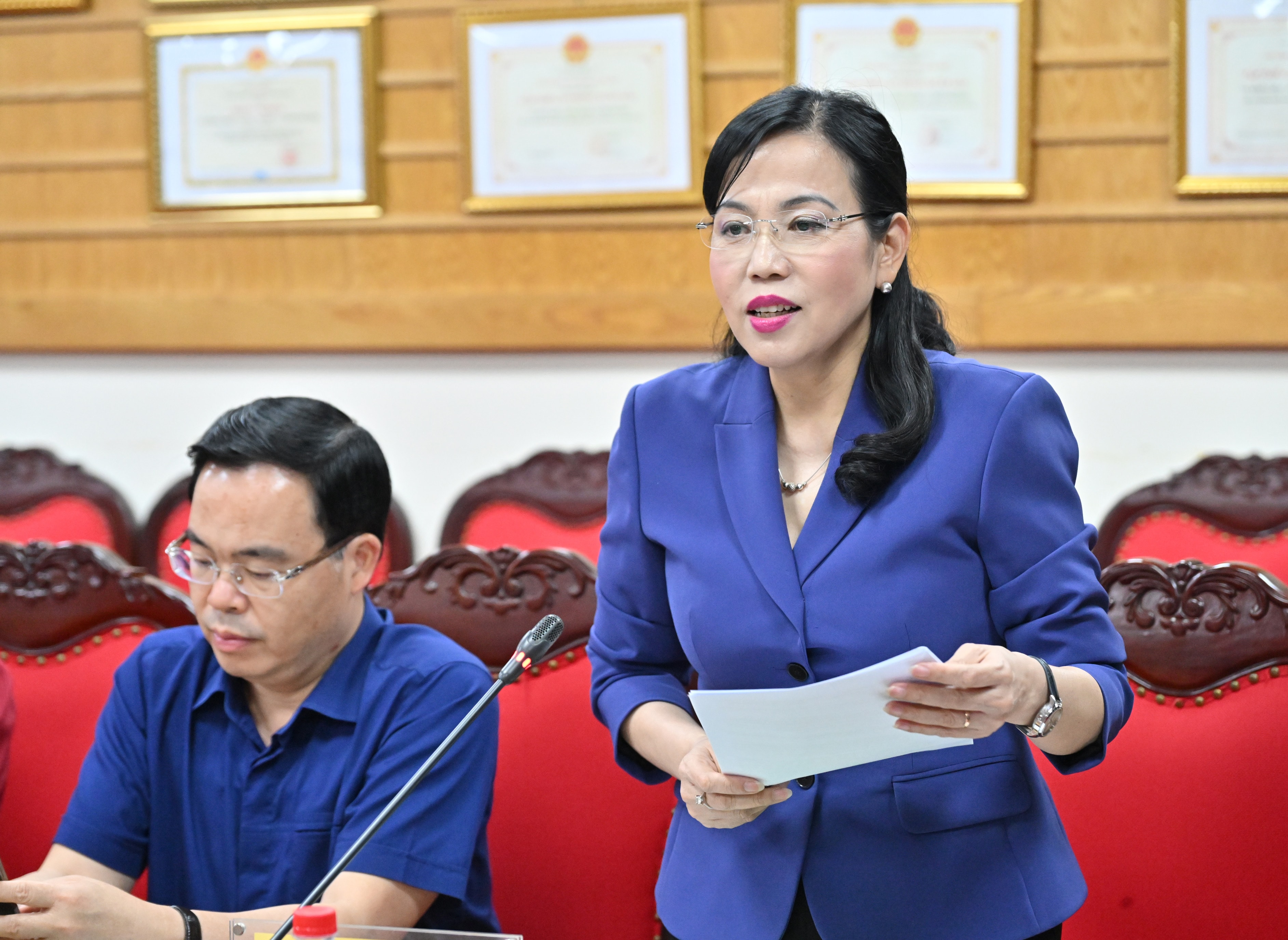 Le président de la commission des sciences, des technologies et de l'environnement, Nguyen Thanh Hai, prend la parole lors de la séance VQK_2548.