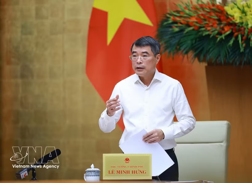 Prime Minister Le Minh Hung speaks at the Government’s regular meeting for April, the first of the 16th-tenure Government, in Hanoi on May 4, 2026. (Photo: VNA)