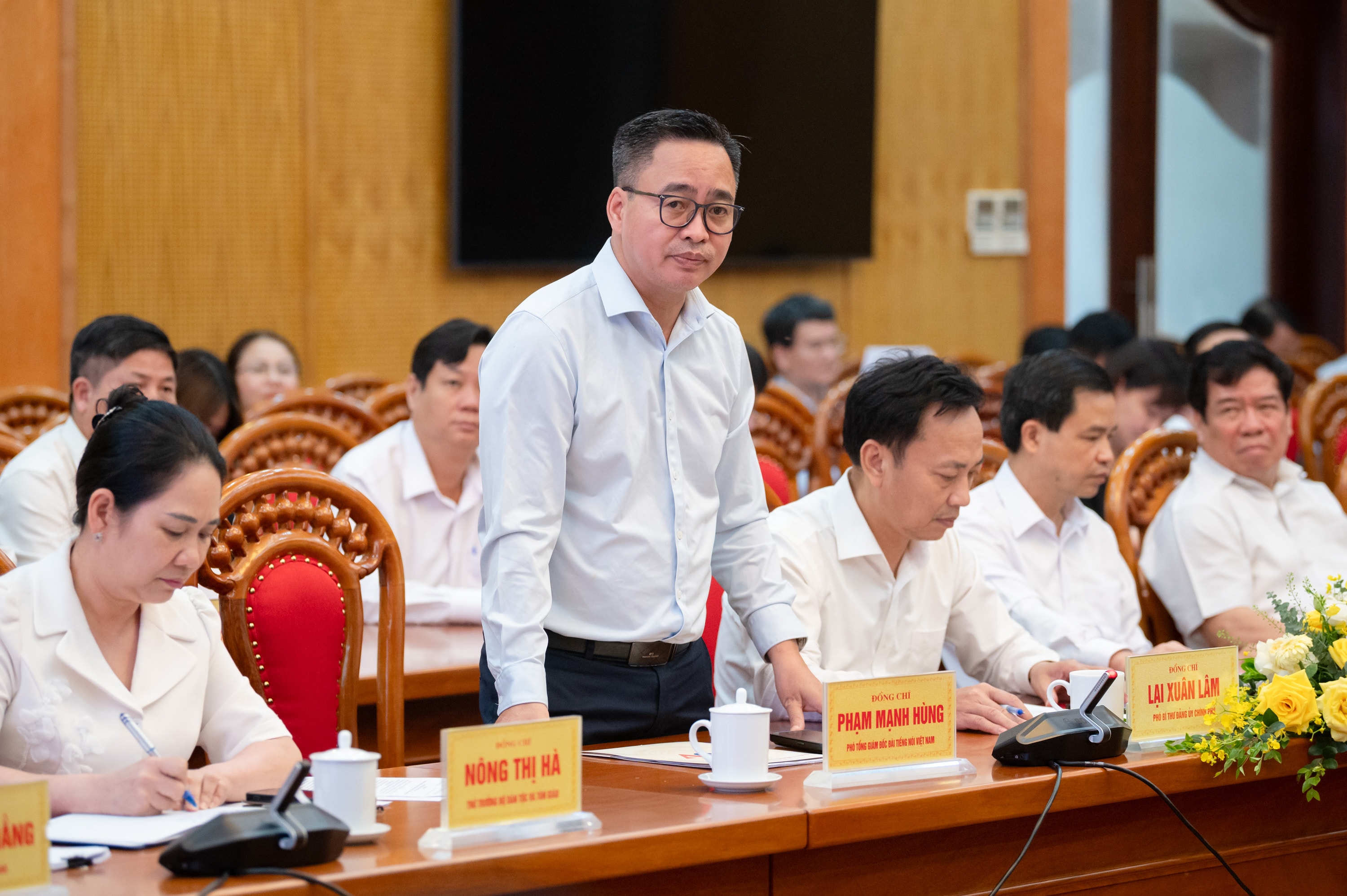 Phó Tổng giám đốc Đài tiếng nối Việt Nam Phạm Mạnh Hùng