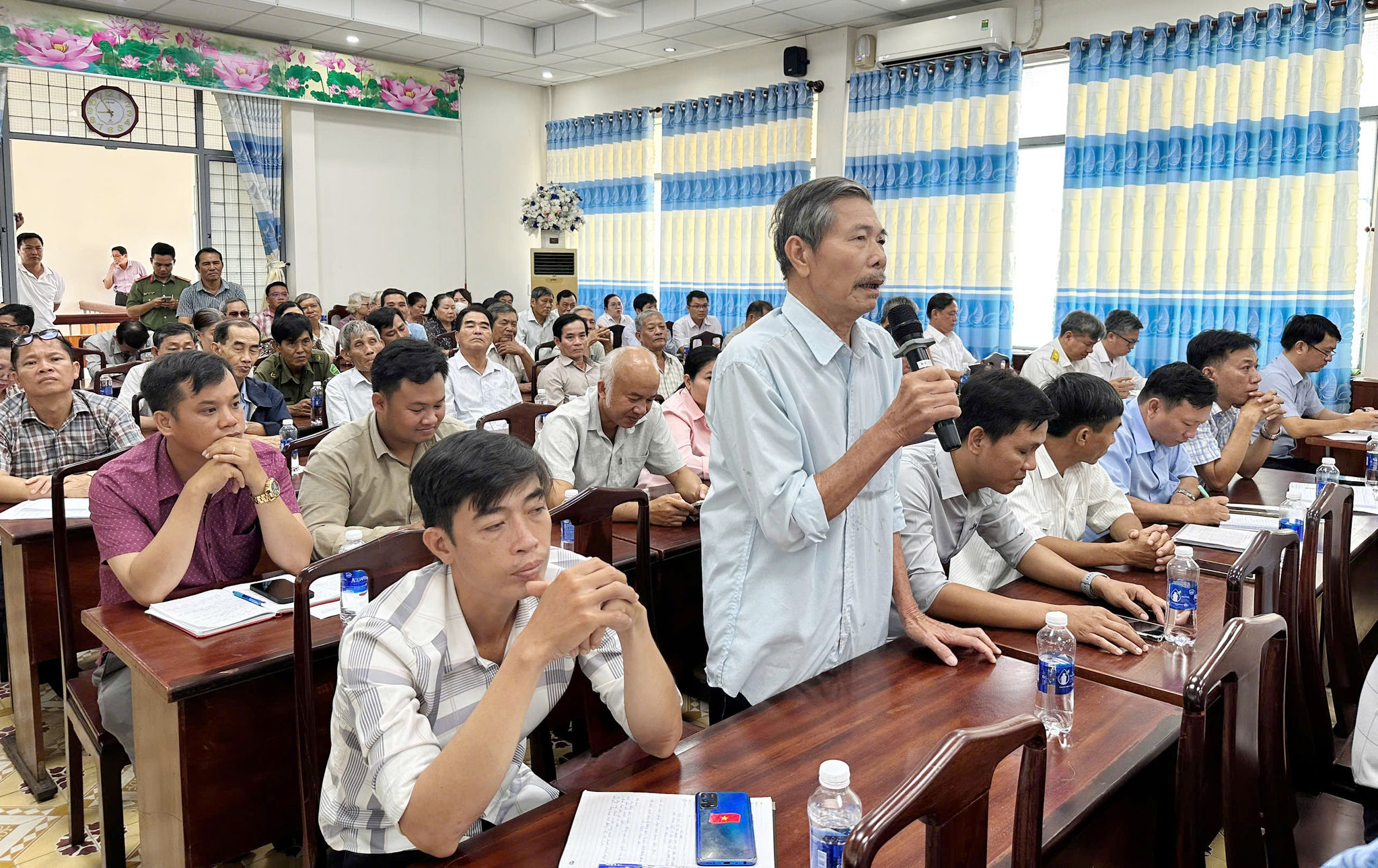 Cử tri Tân Phú 1