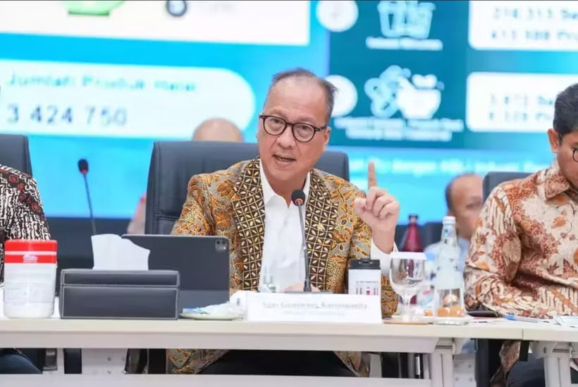 Indonesian Industry Minister Agus Gumiwang Kartasasmita speaks at a forum. (Photo Courtesy of Indonesia's Industry Ministry)