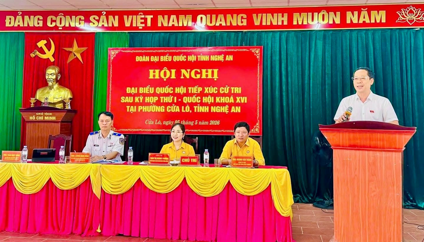 ĐBQH chuyên trách Đoàn ĐBQH tỉnh Nghệ An Trần Nhật Minh tiếp thu, trao đổi và làm rõ hơn một số nội dung.