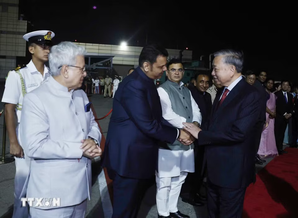 bdf71aa7a43283315b85f70-_ttxvn-tong-bi-thu-chu-tich-nuoc-ket-thuc-chuyen-tham-an-do-len-duong-tham-sri-lanka-0705-4.jpg.avif.jpg