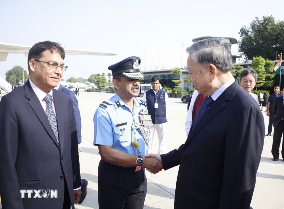 eb0caf66ecdcdb57feb901aea868e56e8a402356a73-_ttxvn-tong-bi-thu-chu-tich-nuoc-roi-new-delhi-di-tham-mumbai-8745643-3.jpg.avif.jpg