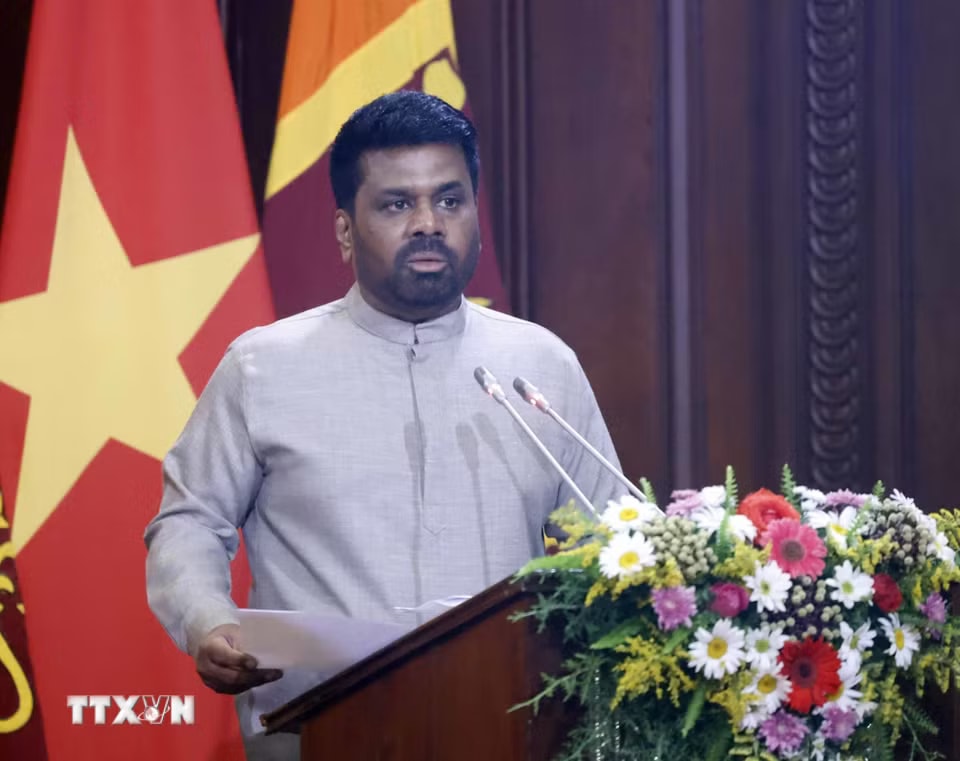 b08d7e65130ba5-_ttxvn-tong-bi-thu-chu-tich-nuoc-to-lam-va-tong-thong-anura-kumara-dissanayake-gap-go-bao-chi-0805-6.jpg.avif.jpg