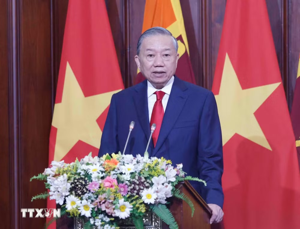 Tổng Bí thư, Chủ tịch nước Tô Lâm phát biểu tại buổi gặp gỡ báo chí nhân thăm cấp Nhà nước Sri Lanka. (Ảnh: Thống Nhất/TTXVN) ttxvn-tong-bi-thu-chu-tich-nuoc-to-lam-va-tong-thong-anura-kumara-dissanayake-gap-go-bao-chi-1.jpg