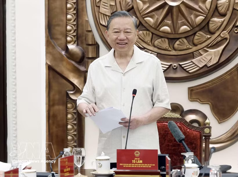 General Secretary of the Communist Party of Vietnam Central Committee and State President To Lam speaks at the working session in Hanoi on May 13, 2026. (Photo: VNA)