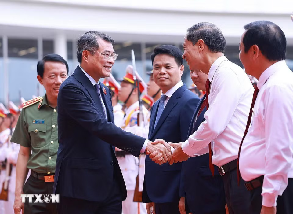f98fdafa83bacf3dc0855a74f6b1bfe70b3203772c7979020cefa-_ttxvn-1405-thu-tuong-le-minh-hung-cong-an-hai-phong-4.jpg.avif.jpg
