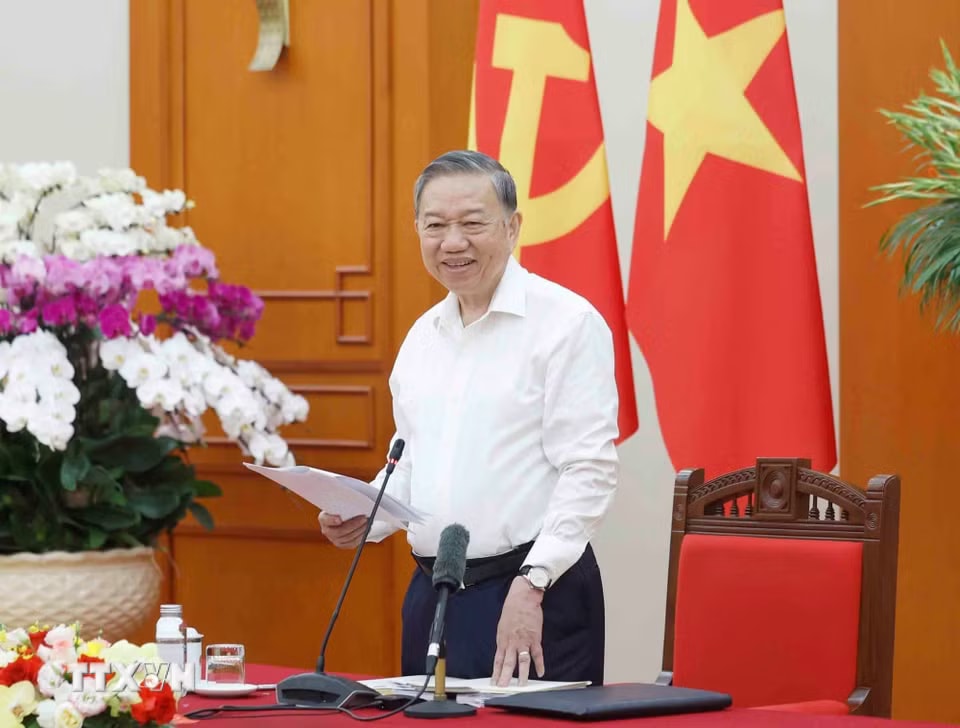 ng-bi-thu-chu-tich-nuoc-to-lam-chu-tri-phien-hop-ban-chi-dao-tong-ket-100-nam-dang-lanh-dao-cach-mang-viet-nam-14-3.jpg.avif.jpg