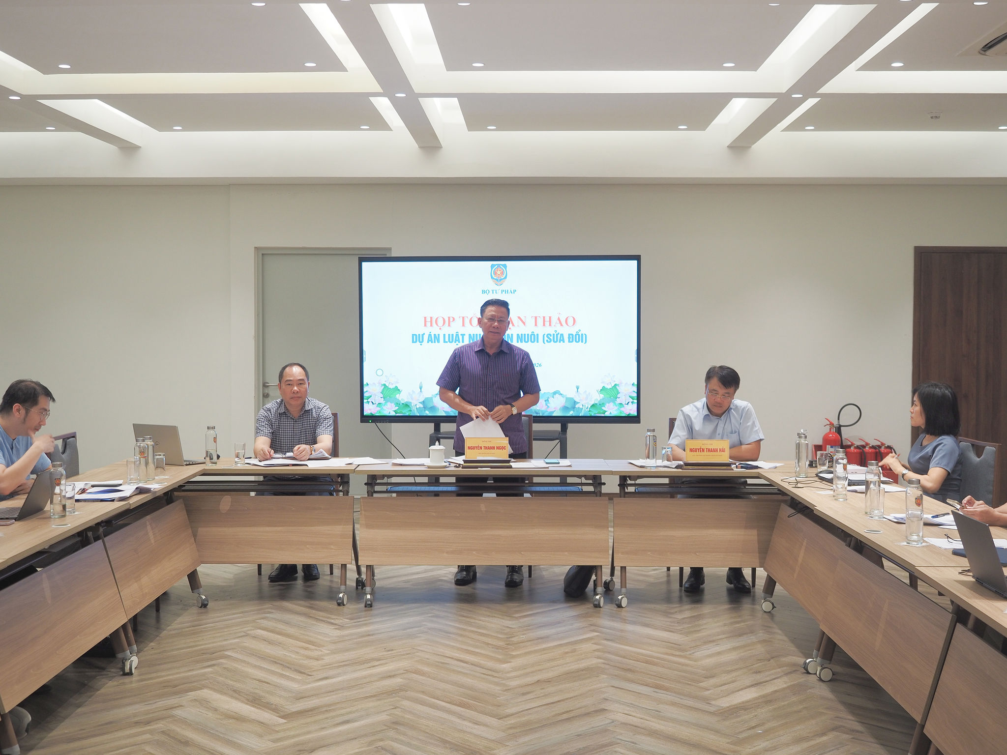 portalmedia.moj.gov.vn-api-v1-images-_thu-truong-nguyen-thanh-ngoc-ket-luan-cuoc-hop-019e2168cfe97a628cfd1ece126bc0f2.jpg