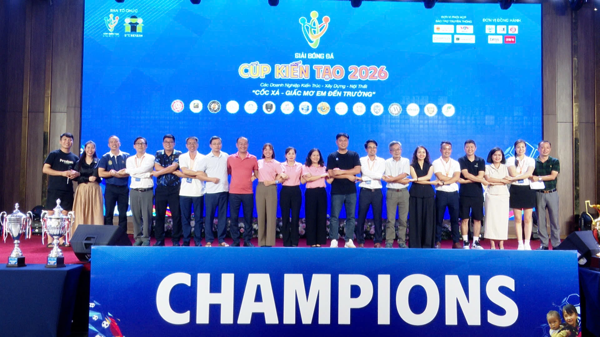 gen-h-z7835238425470_b1de325e4214eaa0daa79a55f6158143.jpg