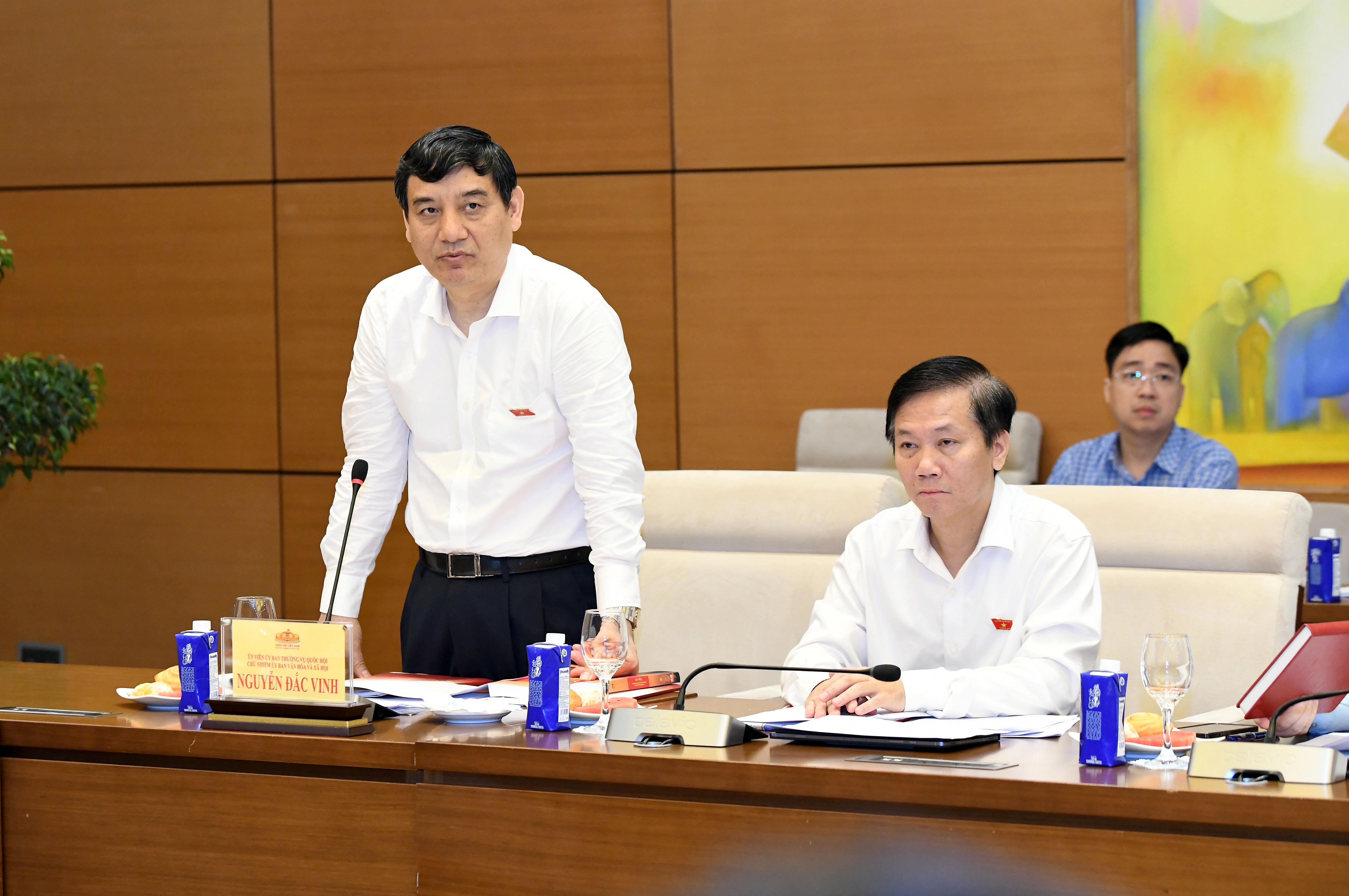 Chủ nhiệm Ủy ban Văn hóa và Xã hội Nguyễn Đắc Vinh2