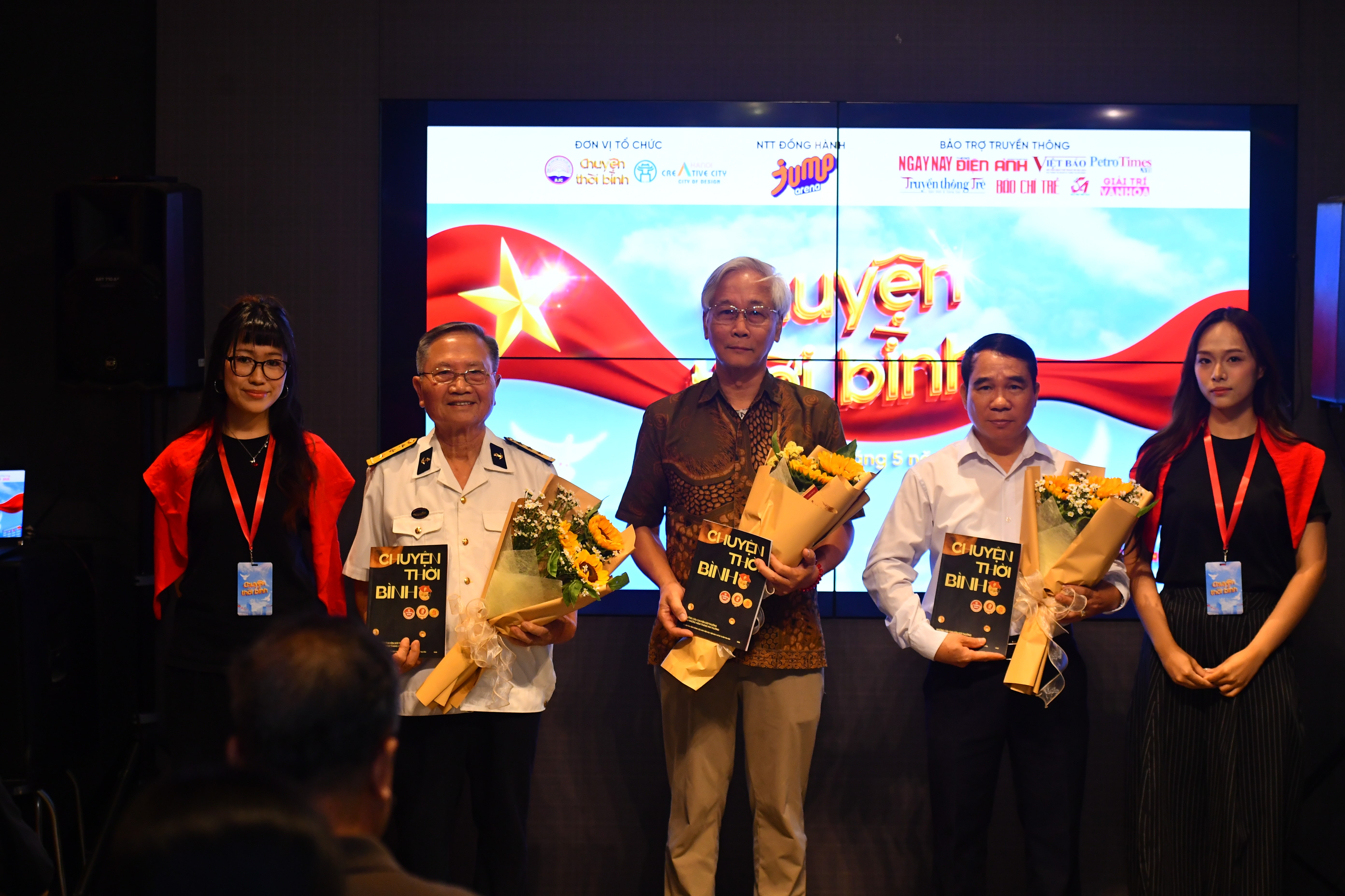 Đại biểu tham dự