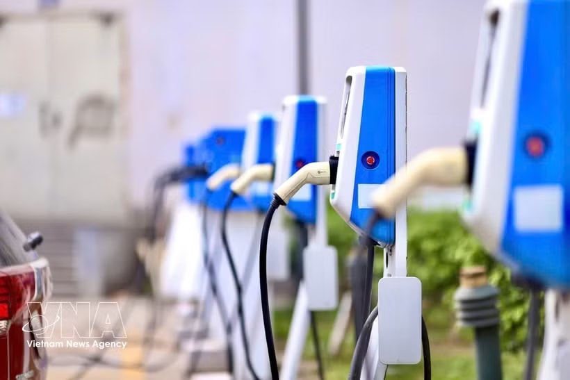 The VinFast electric vehicle charging station at the CT1 apartment complex of 103 Hospital in Hanoi. (Photo: VNA)