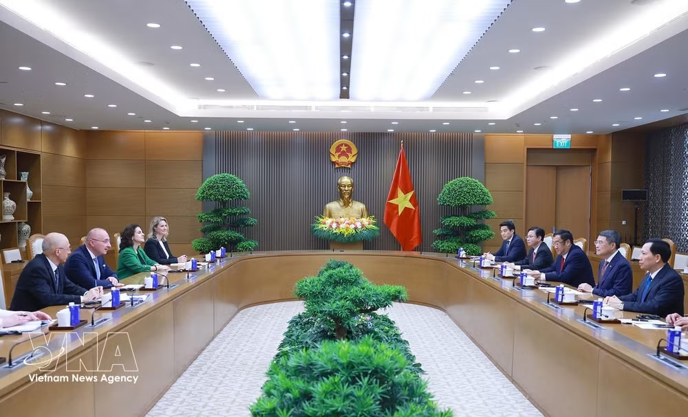 vnanet-vna-pm-hung.jpg
