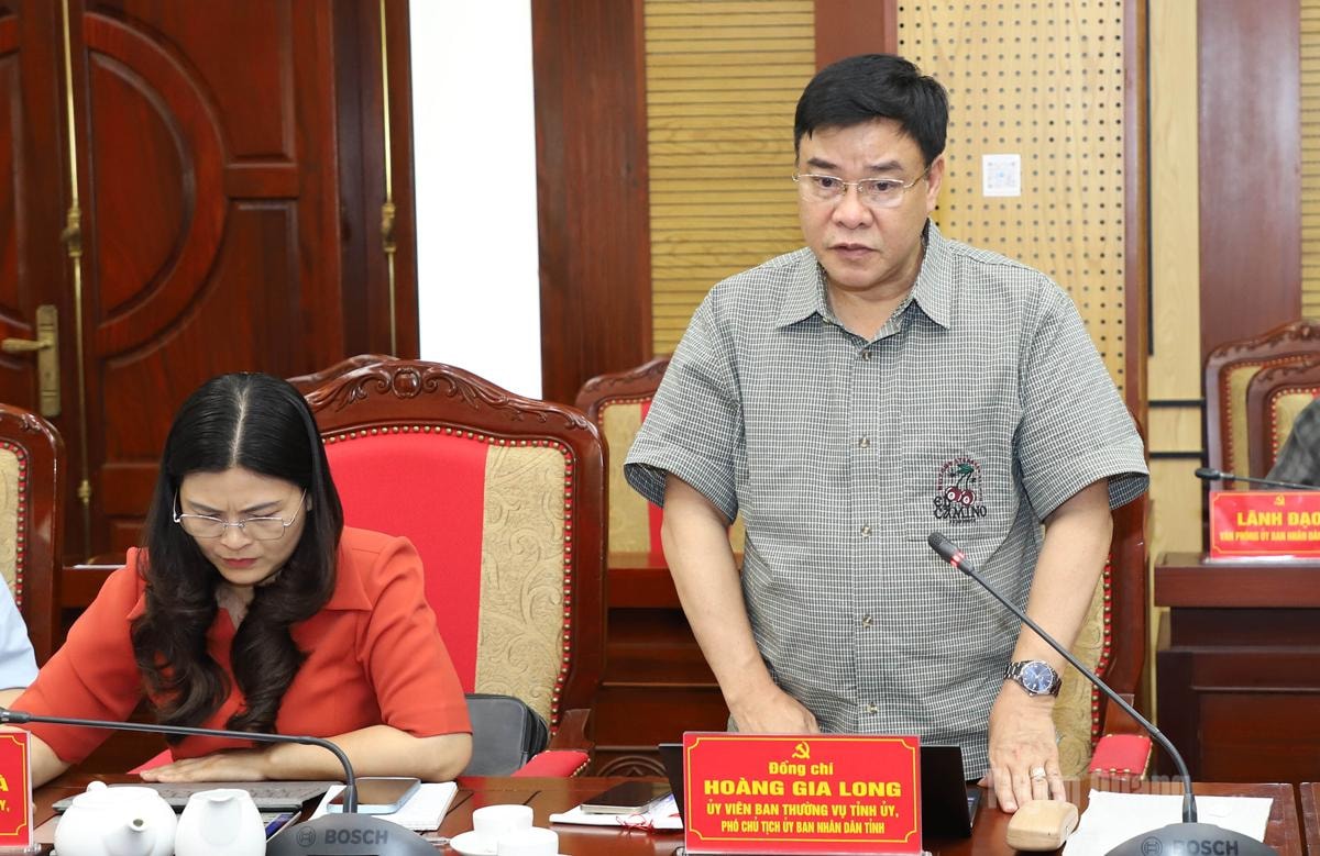 thuong-truc-tinh-uy-hop-cho-y-kien-vao-nhieu-6_20260518125521.jpg