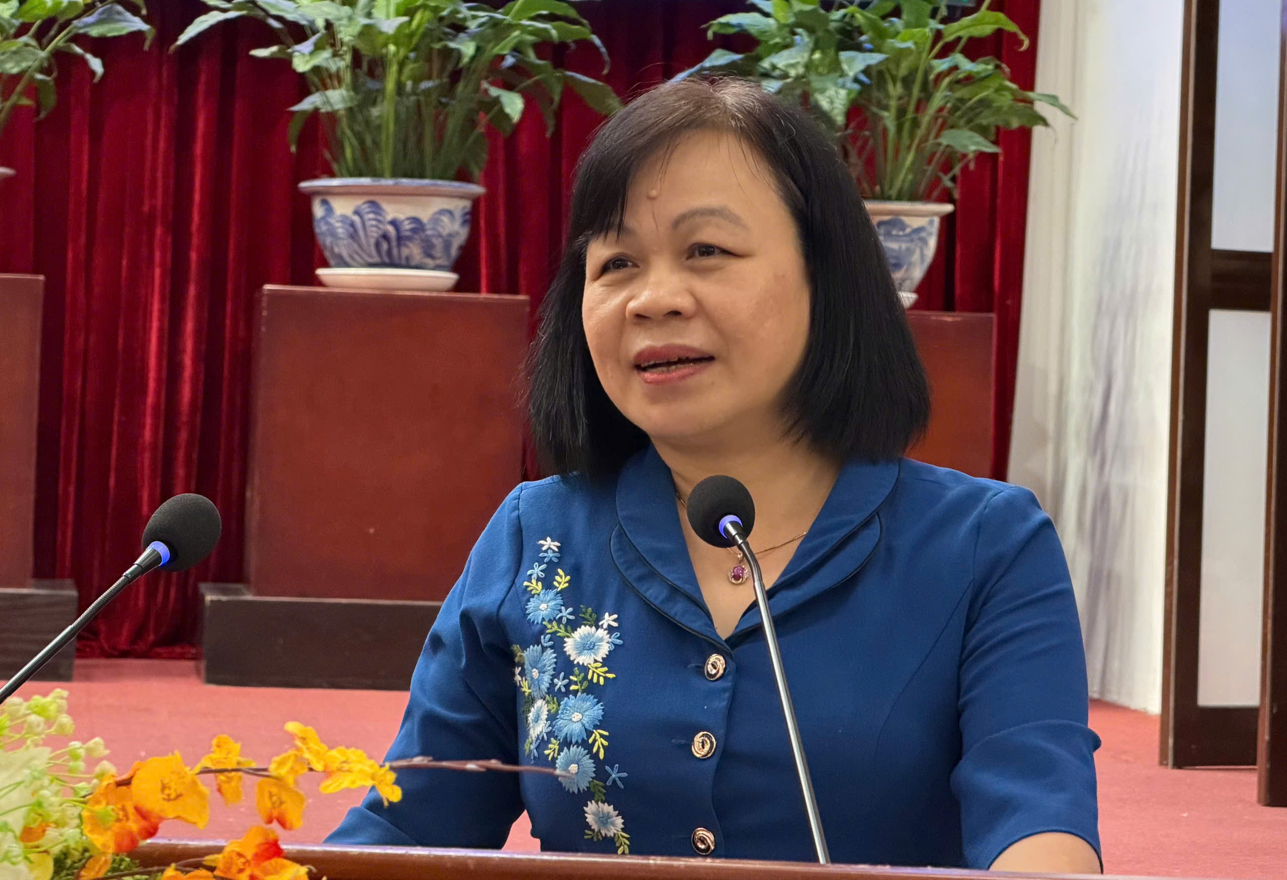 Tập Huấn