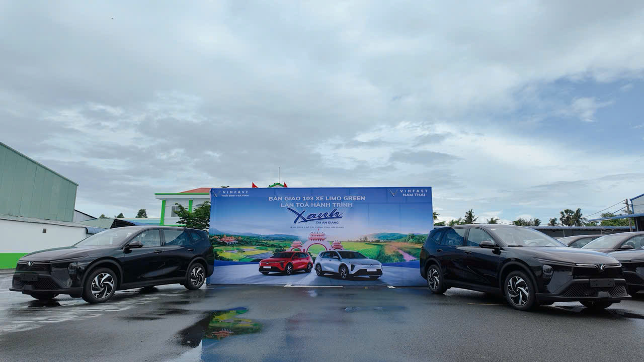z7842836637724_9deacc1f94a0246685bfc2fc2605aea0.jpg