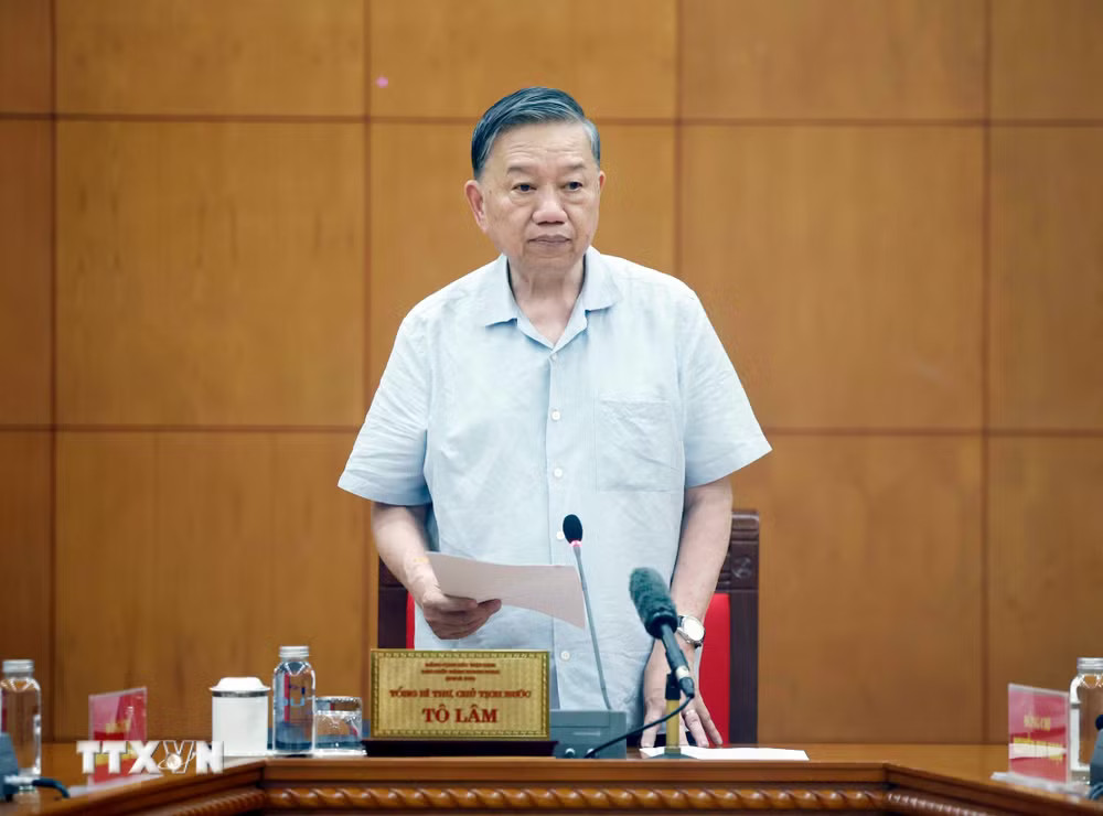 Tổng Bí thư, Chủ tịch nước Tô Lâm phát biểu. (Ảnh: Thống Nhất/TTXVN) ttxvn-tong-bi-thu-chu-tich-nuoc-to-lam-chu-tri-buoi-lam-viec-ve-dinh-huong-phat-trien-cong-nghiep-vat-lieu-o-viet-nam.jpg