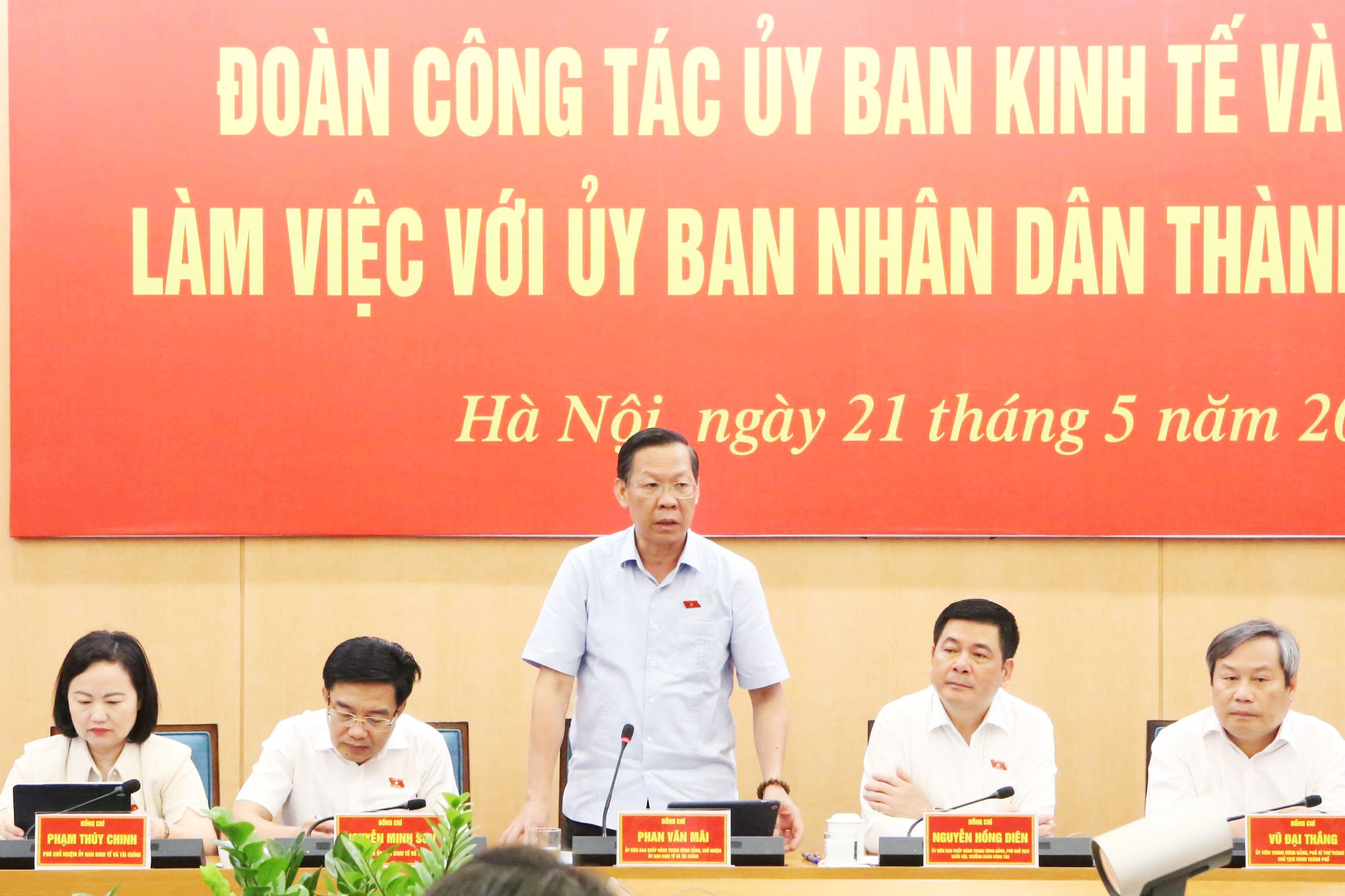 a1.jpg