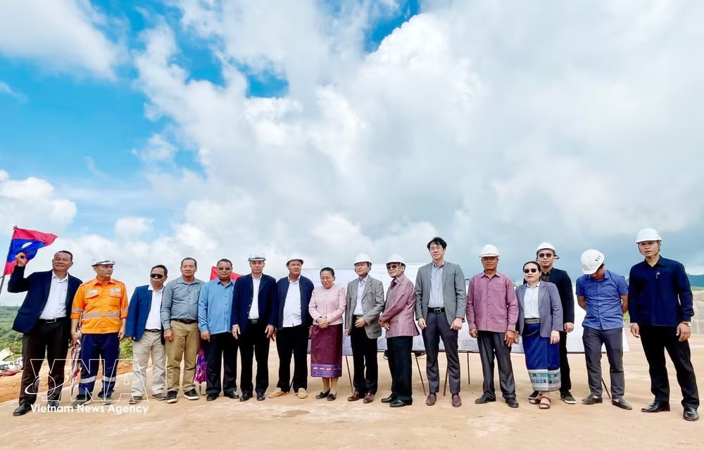 vnanet-lao1a.jpg