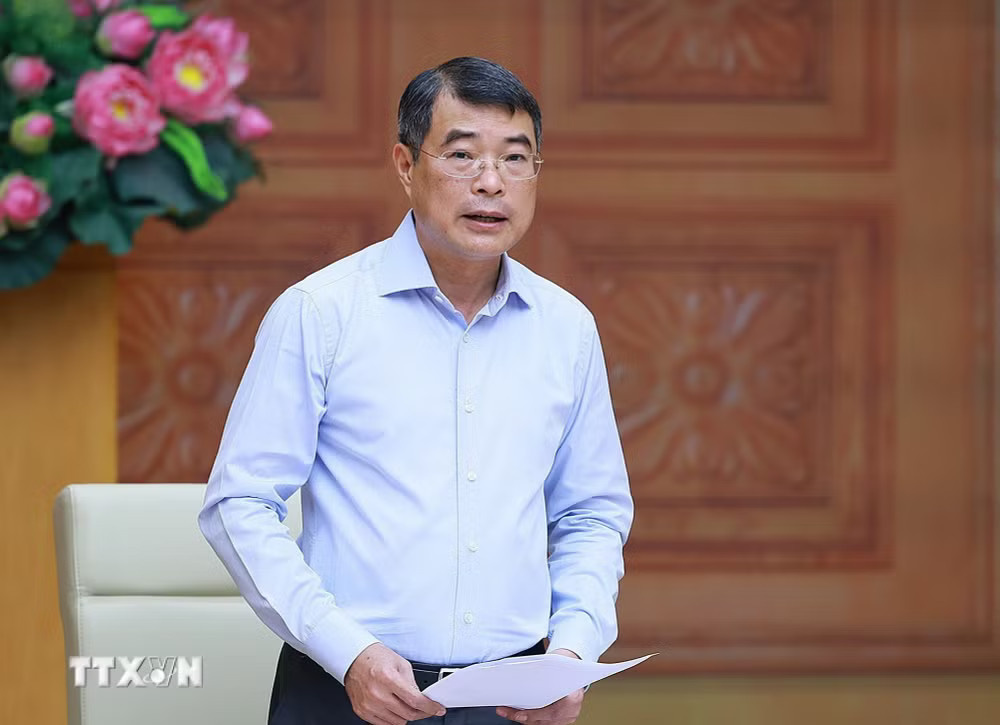 Thủ tướng Lê Minh Hưng chủ trì họp về nhà ở cho thuê trên địa bàn Thành phố Hà Nội. (Ảnh: Dương Giang/TTXVN) ttxvn-2505-thu-tuong-nha-o-cho-thue-ha-noi-3.jpg