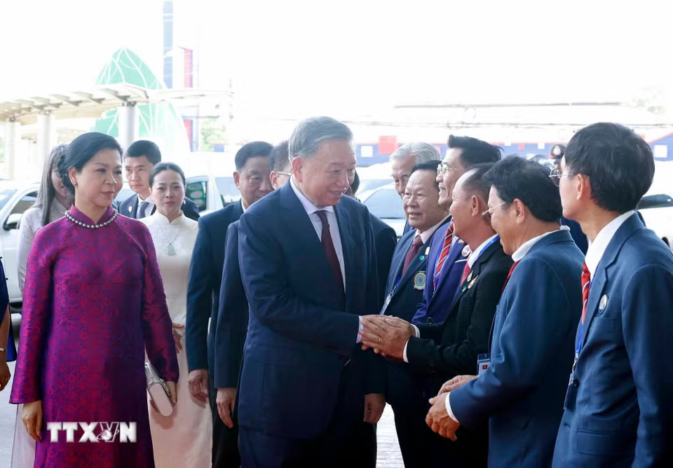 c528d472bbc92ad2932c5d9f71bec8d3ab-_ttxvn-2705-tong-bi-thu-chu-tich-nuoc-to-lam-cong-dong-nguoi-viet-tai-thai-lan-2.jpg.avif.jpg