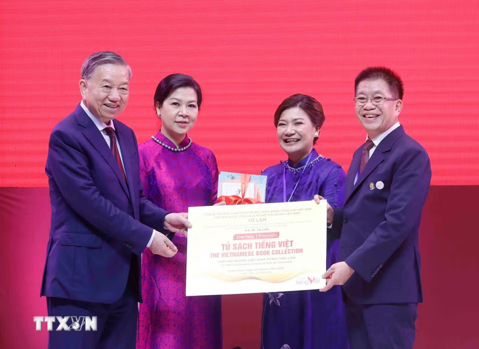 c567b6532ca5c03e99477ce037303ce874-_ttxvn-2705-tong-bi-thu-chu-tich-nuoc-to-lam-cong-dong-nguoi-viet-tai-thai-lan-7.jpg.avif.jpg