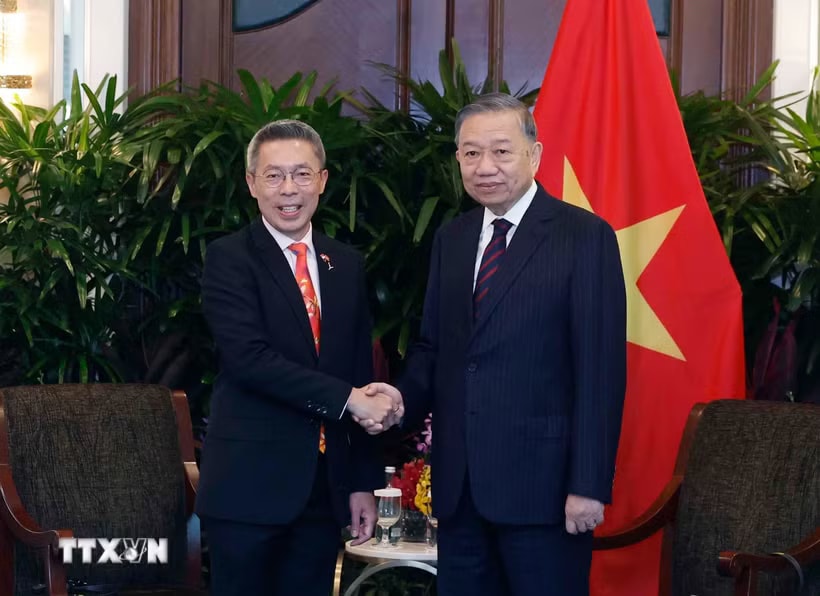 be481ed785f1bb4e15ecd15a894c439bf0e854-_ttxvn-tong-bi-thu-chu-tich-nuoc-tiep-tong-giam-doc-tap-doan-capitaland-3005.jpg.avif.jpg