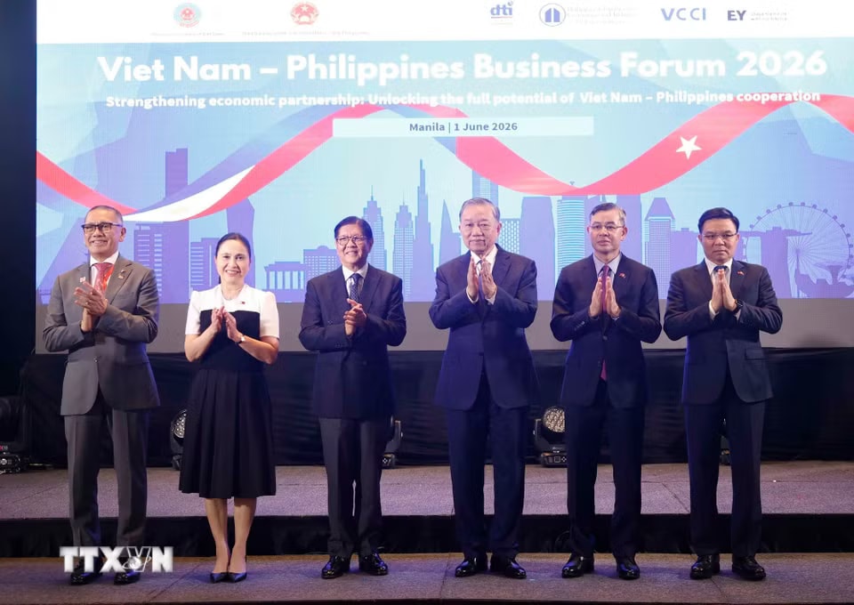 b691bba870c63d21352ed806ef55b-_ttxvn-0106-tong-bi-thu-chu-tich-nuoc-dien-dan-doanh-nghiep-viet-nam-philippines-5.jpg.avif.jpg