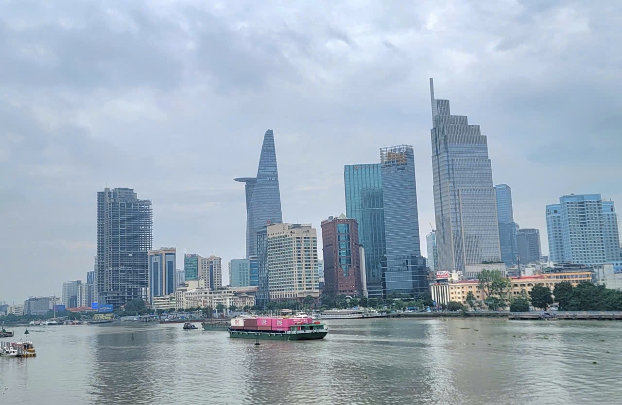 UBND TP. Hồ Chí Minh vừa ban hành kế hoạch về nâng cao hiệu quả công tác phòng, chống tham nhũng, lãng phí, tiêu cực trên địa bàn thành phố, trong đó đặc biệt nhấn mạnh vai trò của người đứng đầu cơ quan, đơn vị. Ảnh: Quang Phương