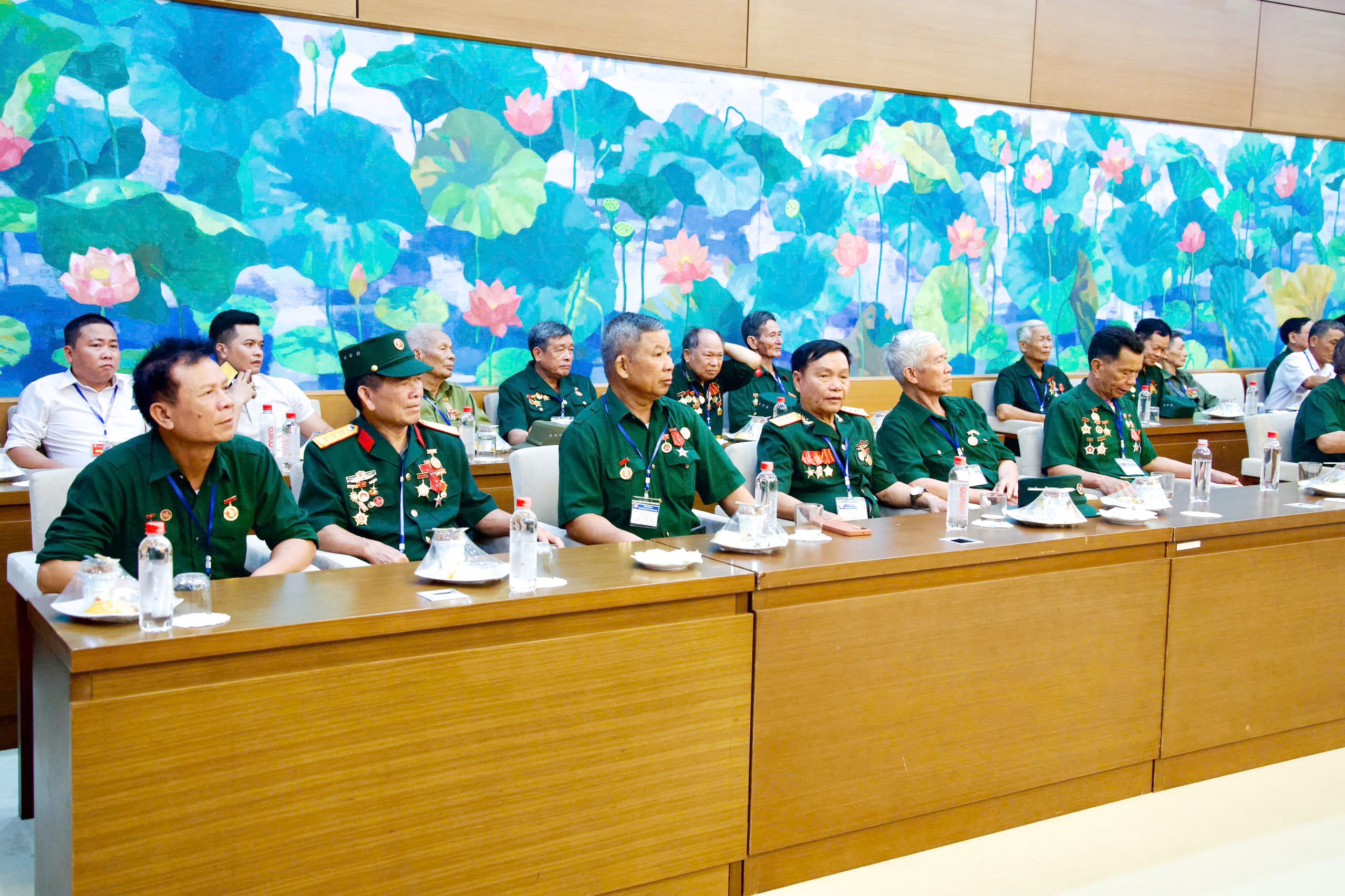 cac-dai-bieu-tham-du-cuoc-gap-mat(1).jpg