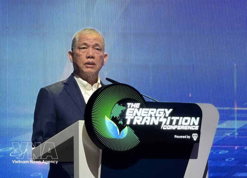 Malaysian Deputy Prime Minister and Minister of Energy Transition and Water Transformation Seri Fadillah Yusof speaks at the Energy Transition Conference 2026 (ETCon26) in Kuala Lumpur on June 3. (Photo: VNA)