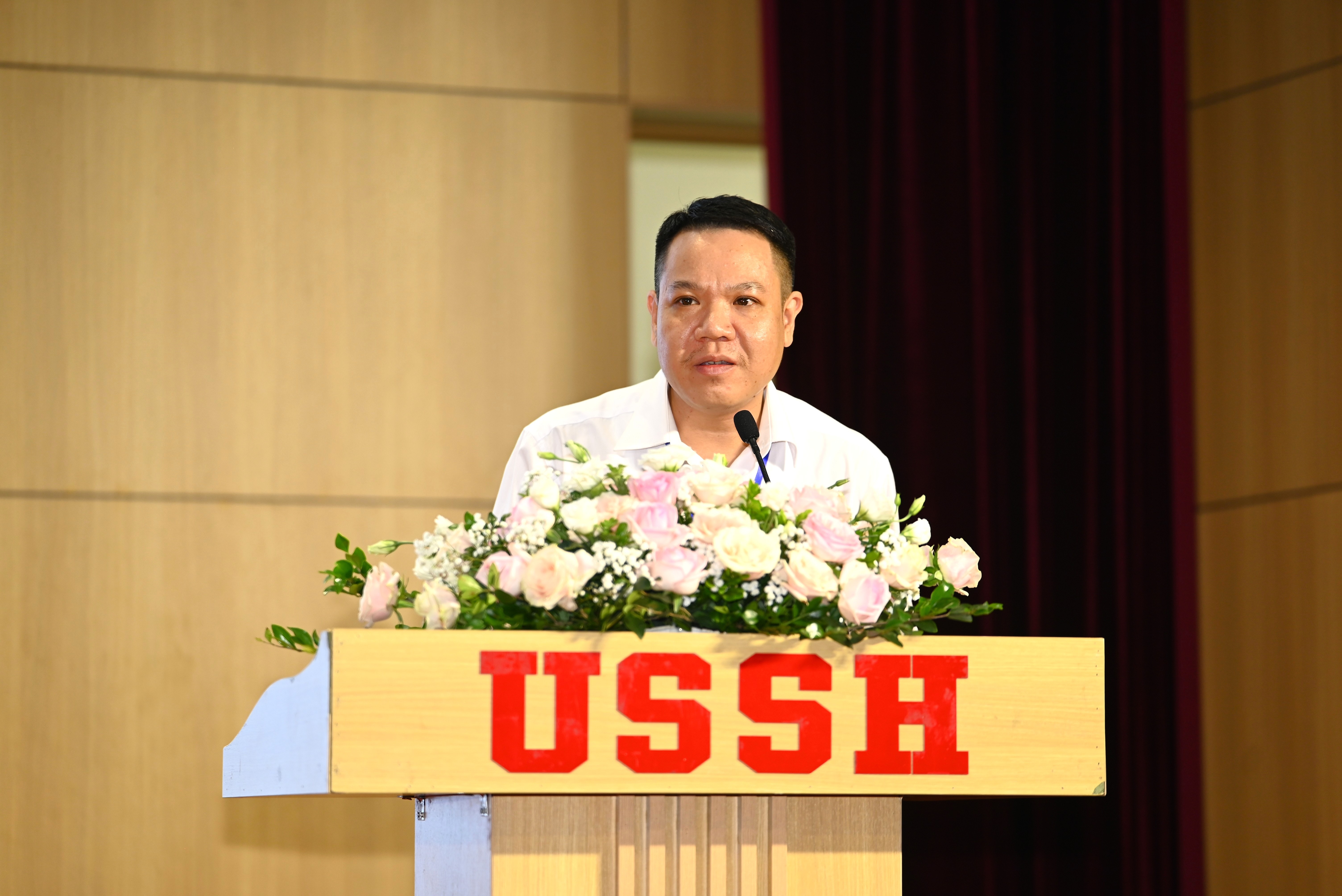 4. TS. Cam ANh Tuan