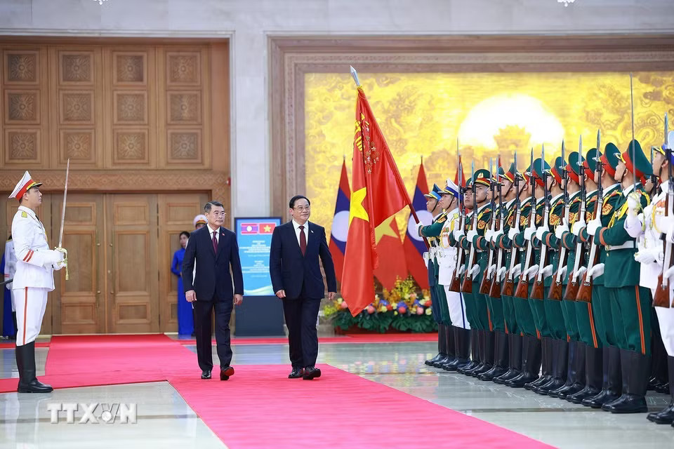aa25198b7de6ba6c0bf01f766fcf3b1a9d0c66ad43b43979f349aed-_ttxvn-le-don-thu-tuong-lao-tham-chinh-thuc-viet-nam-8810782-5.jpg.avif