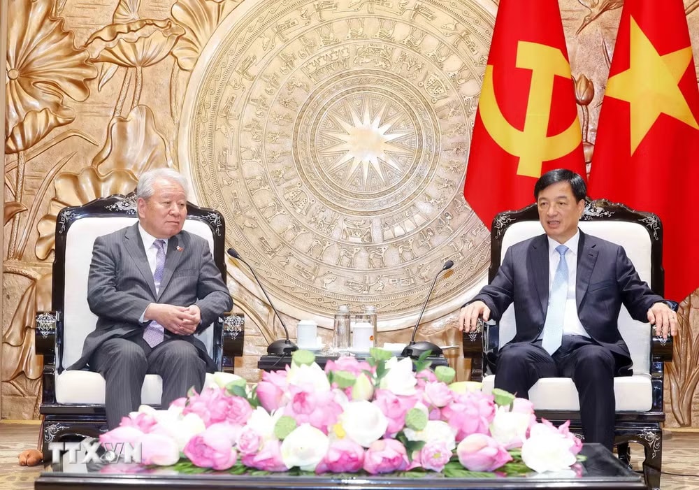 ttxvn-truong-ban-to-chuc-trung-uong-nguyen-duy-ngoc-tiep-chu-tich-jica-3.jpg
