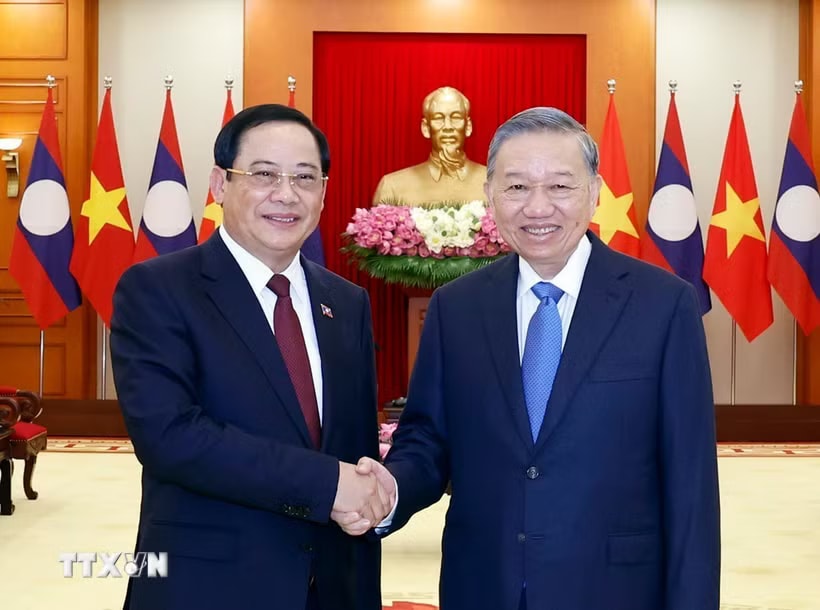 Tổng Bí thư, Chủ tịch nước Tô Lâm tiếp Thủ tướng Lào Sonexay Siphandone. (Ảnh: Thống Nhất/TTXVN)