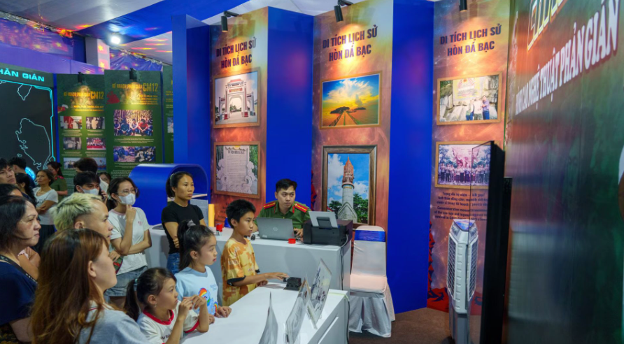 Ảnh màn hình 2026-06-10 lúc 15.00.23