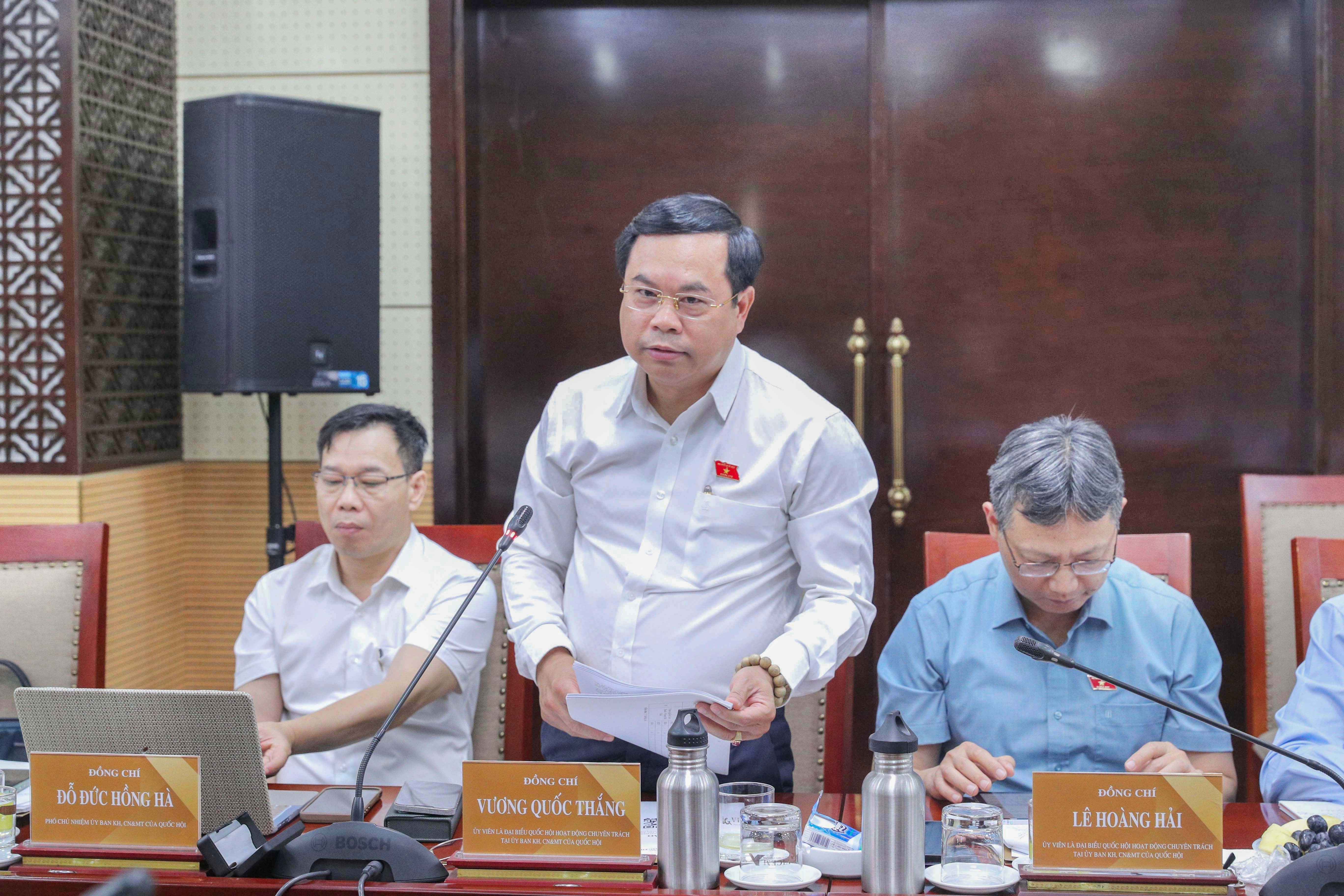 uy-vien-chuyen-trach-uy-ban-khoa-hoc-cong-nghe-va-moi-truong-vuong-quoc-thang(1).jpg
